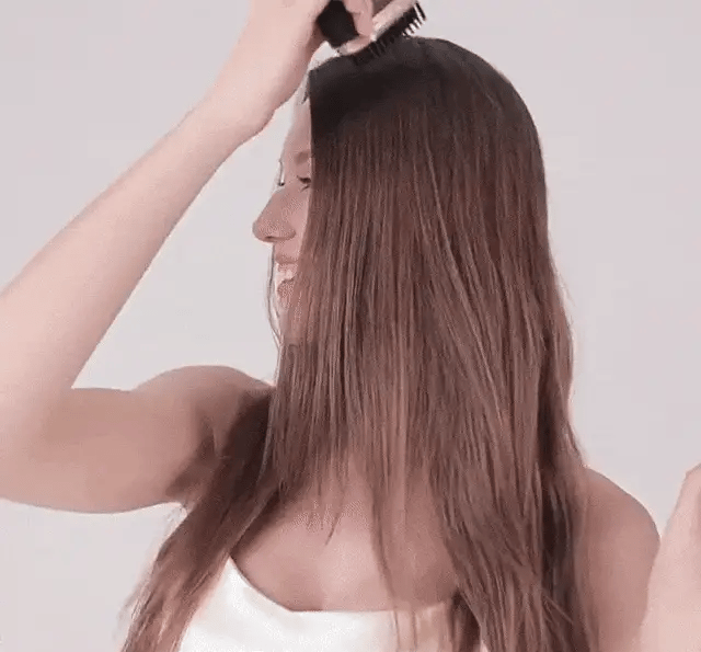 Líora Flat Control - Hair Straightening Brush