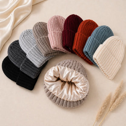Líora Satin Silk Beanie