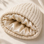 Líora Satin Silk Beanie